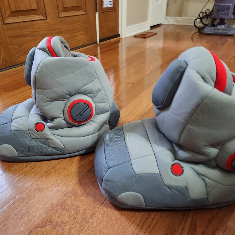 Think Geek Robot Sound House Shoes
